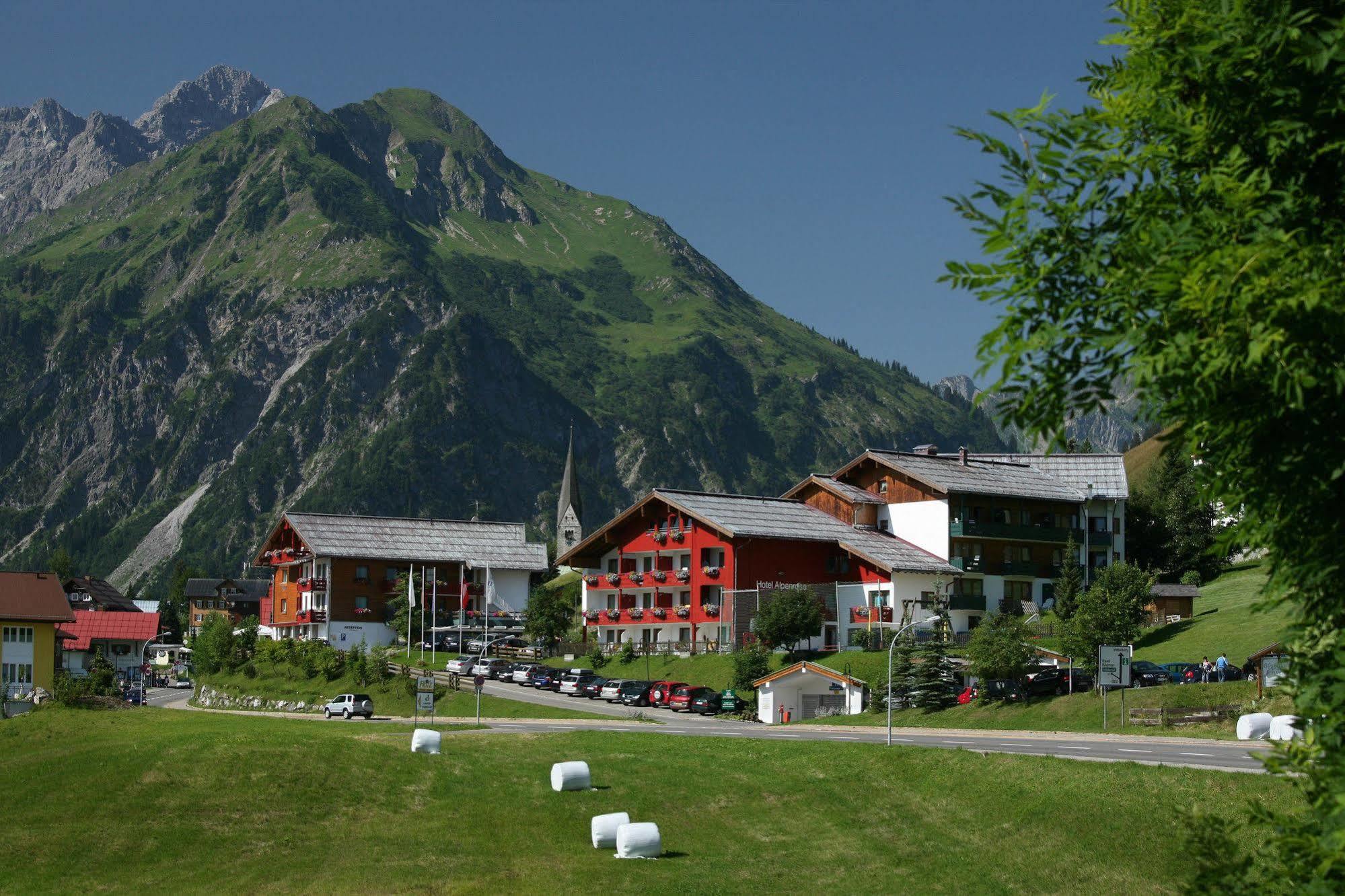 Ifa Alpenrose Hotel Kleinwalsertal Mittelberg Dış mekan fotoğraf